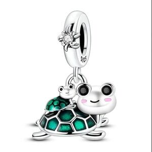 Pandora 925 Silver and Green Turtle Charm